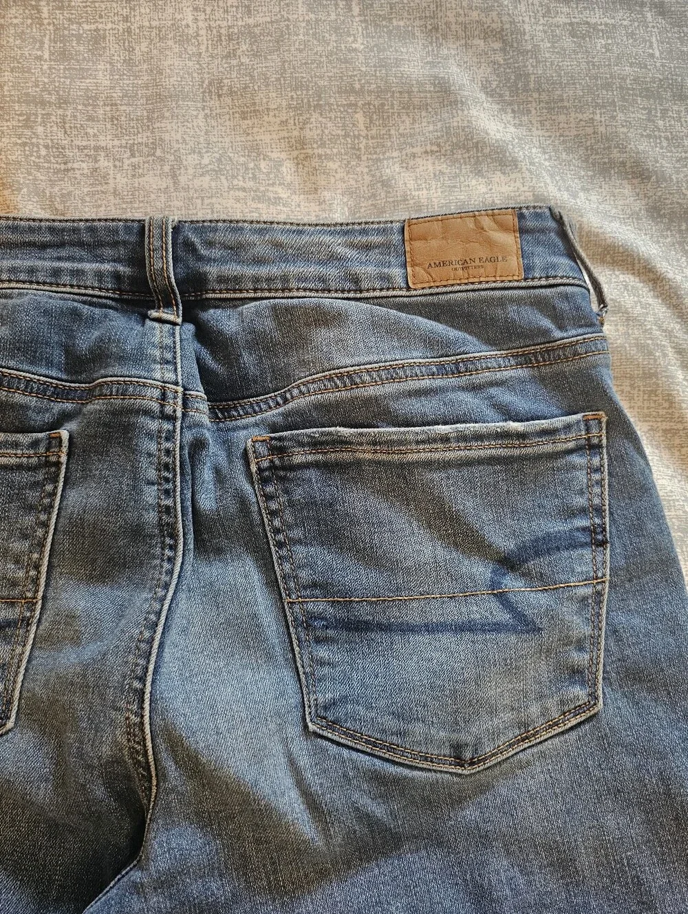 American Eagle Super Stretch X Women's Medium Wash Skinny Jeans Size 8 LONG - Picture 5 of 5